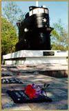 Фото В.Анькова Морское кладбище Памятник погибшим подводникам